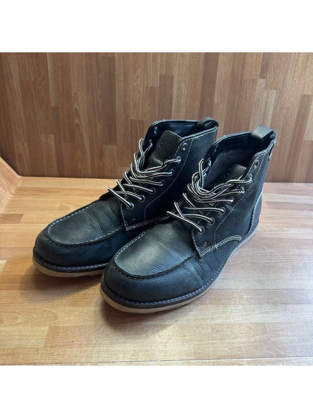 Crevo Stags Men's 6" Textured Vegan Leather Moc Toe Casual size 11